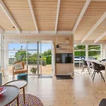 בית נופש Exclusive And Well-maintained With Breathtaking Panoramic Views, Spa, Sauna And A Wonderful Terrace Close To Child-friendly Handrup אבלטופט