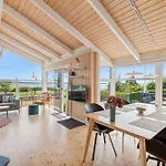 Exclusive And Well-maintained With Breathtaking Panoramic Views, Spa, Sauna And A Wonderful Terrace Close To Child-friendly Handrup בית נופש אבלטופט