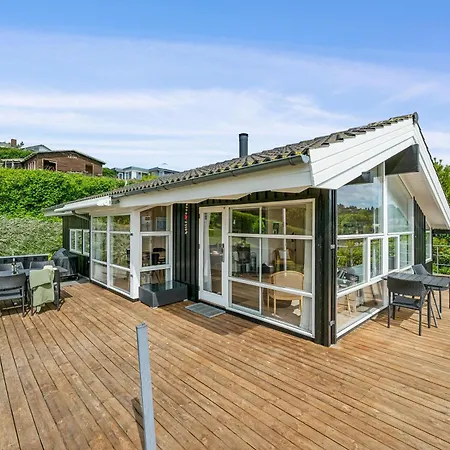 Exclusive And Well-maintained With Breathtaking Panoramic Views, Spa, Sauna And A Wonderful Terrace Close To Child-friendly Handrup בית נופש *